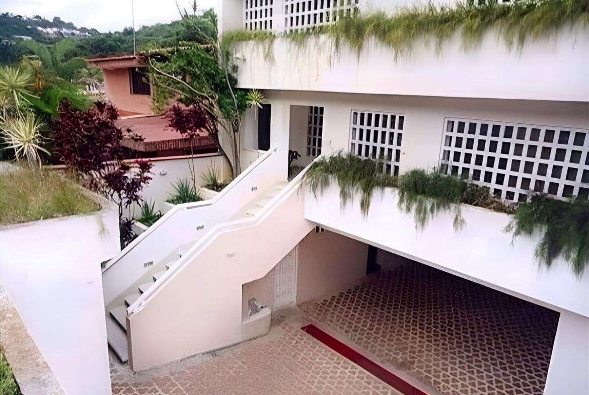 EL CAFETAL. ESPECTACULAR QUINTA EN VENTA.