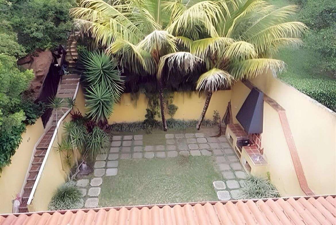 EL CAFETAL. ESPECTACULAR QUINTA EN VENTA.