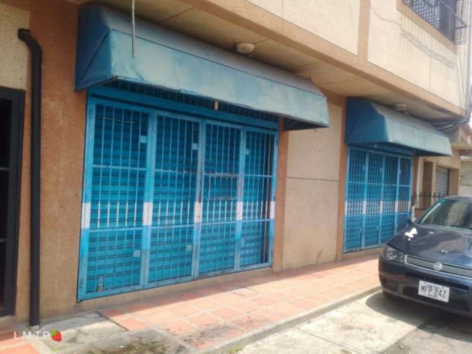 Venta de licorería con todo, Local en higuerote