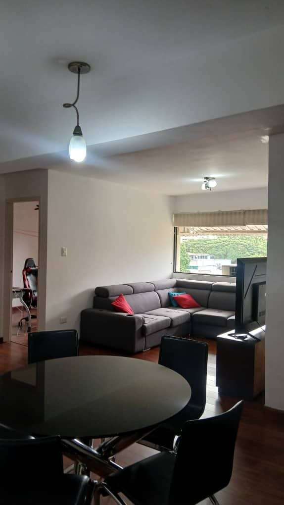ALQUILER DE APARTAMENTO SECTOR AGUA BLANCA