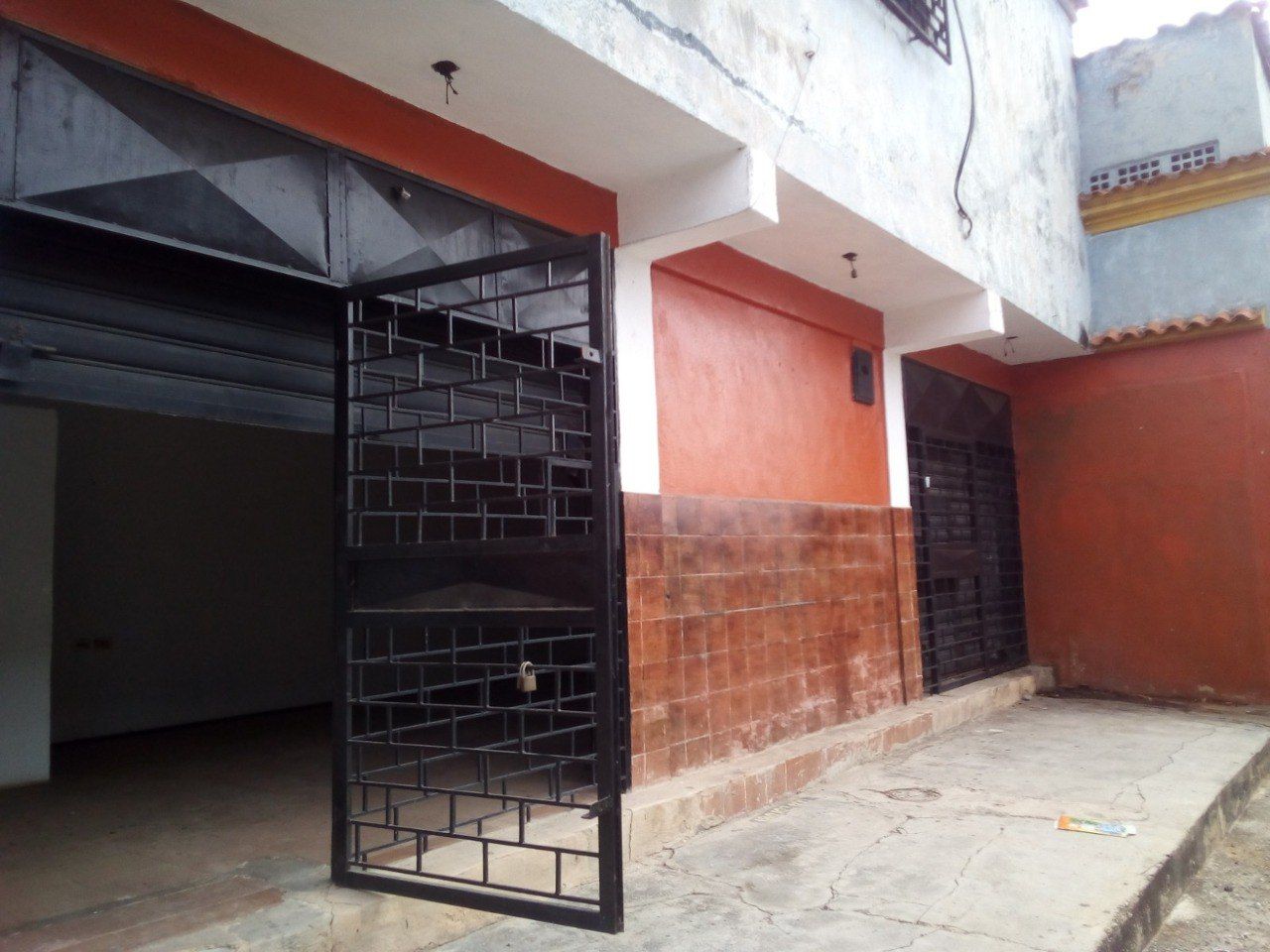 Alquiler o Venta de Local en La Candelaria, Valenc