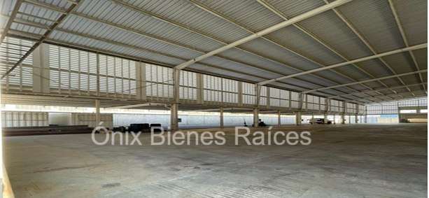 Venta Galpón de 4.820,50 M2 en Valencia