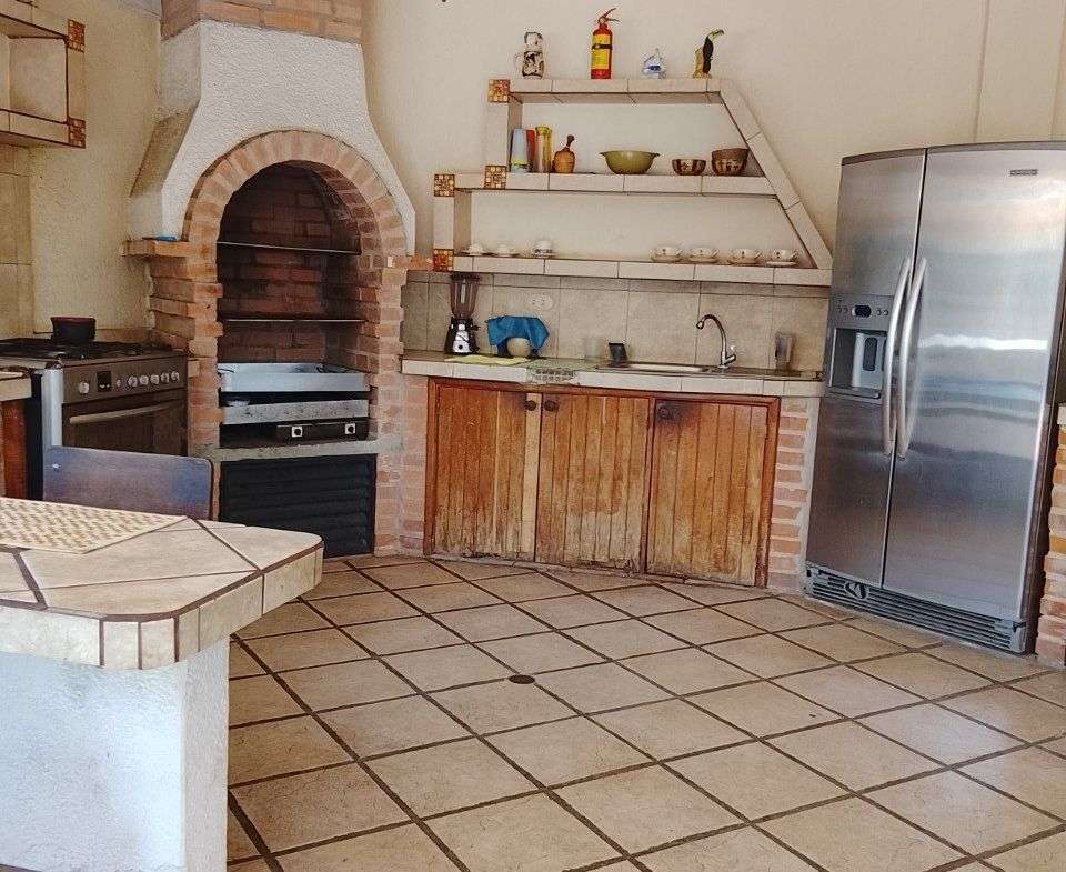 Parcela con Casa, Caney y Piscina Safari Carabobo