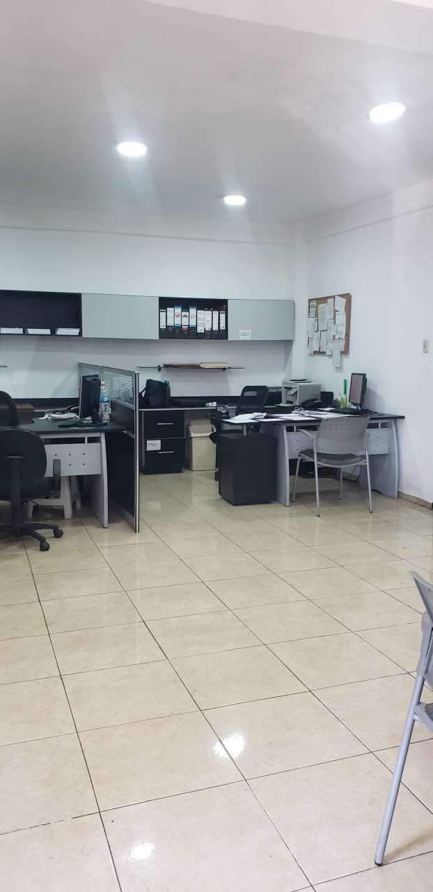 Venta de Galpón comercial-industrial con oficinas