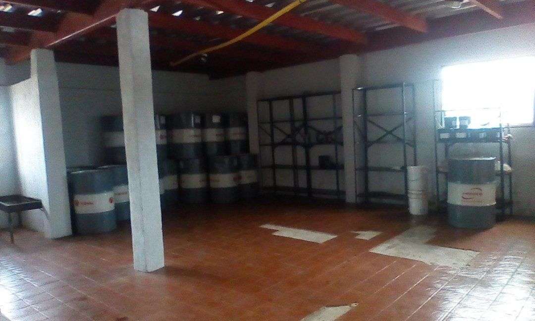 Venta Local Comercial de 3 Niveles