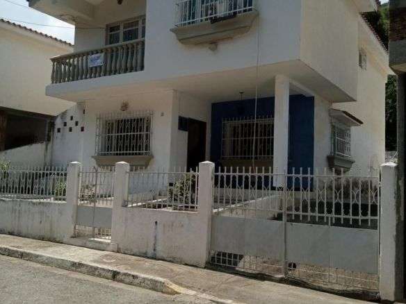 VENTA DE CASA-QUINTA PUERTO CABELLO