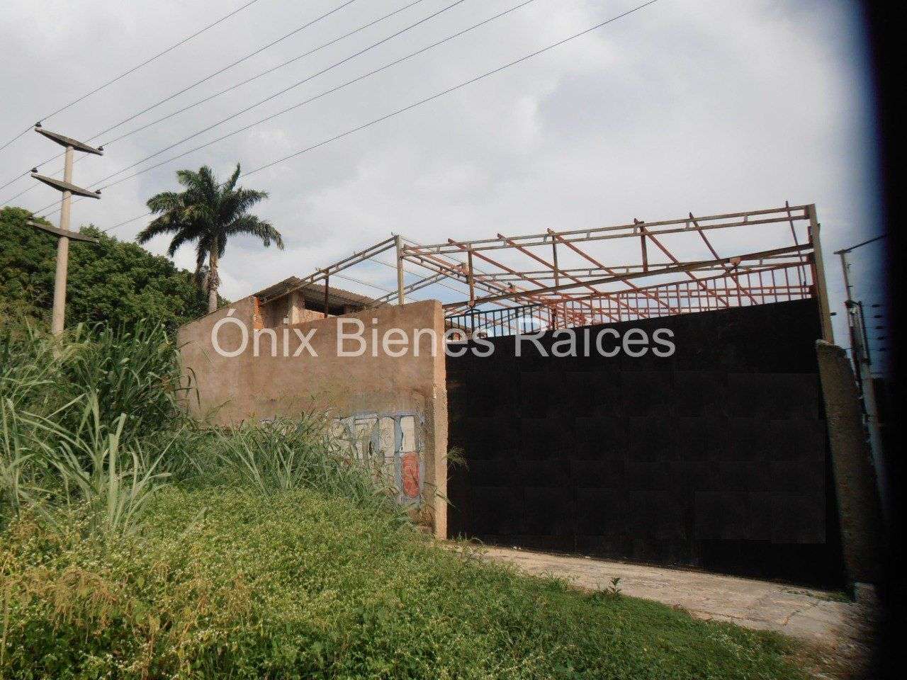 Galpón y casa a remodelar en autopista Sur