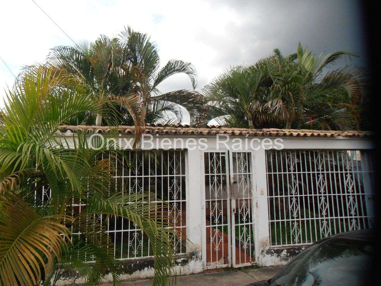 Galpón y casa a remodelar en autopista Sur