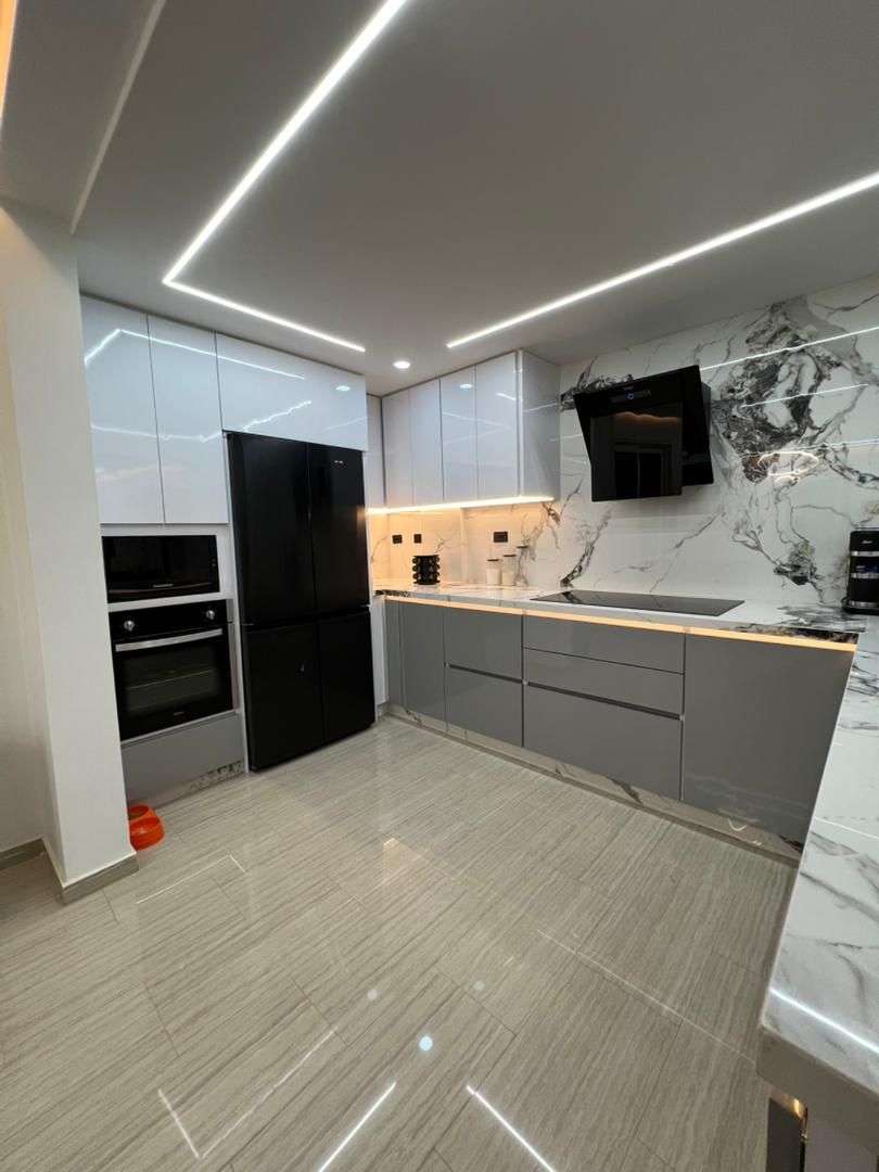 85502 Townhouse en venta Cumbres De La Esmeralda
