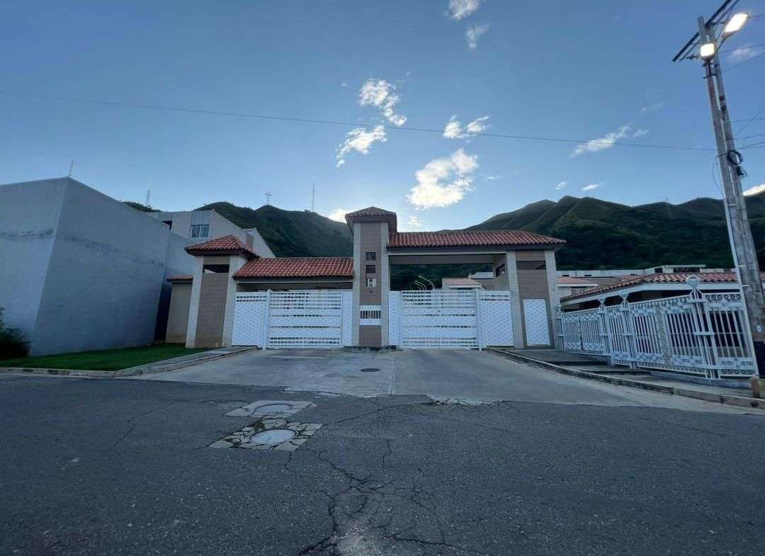Townhouse en venta Cumbres De La Esmeralda