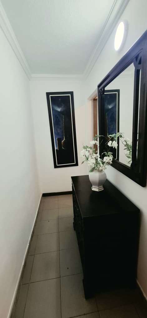 Alquiler en Prados del Este – 2 Habitaciones, 2 Baños, Patio. Amoblado y Equipado