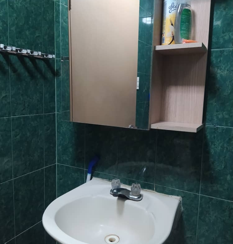 Oficina en Venta o Alquiler CC Prebo