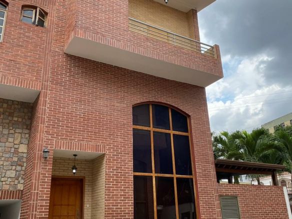 Se Vende Townhouse en Agua Blanca, FOTH-395