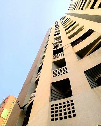 VENTA DE APARTAMENTO URB LAS CHIMENEAS