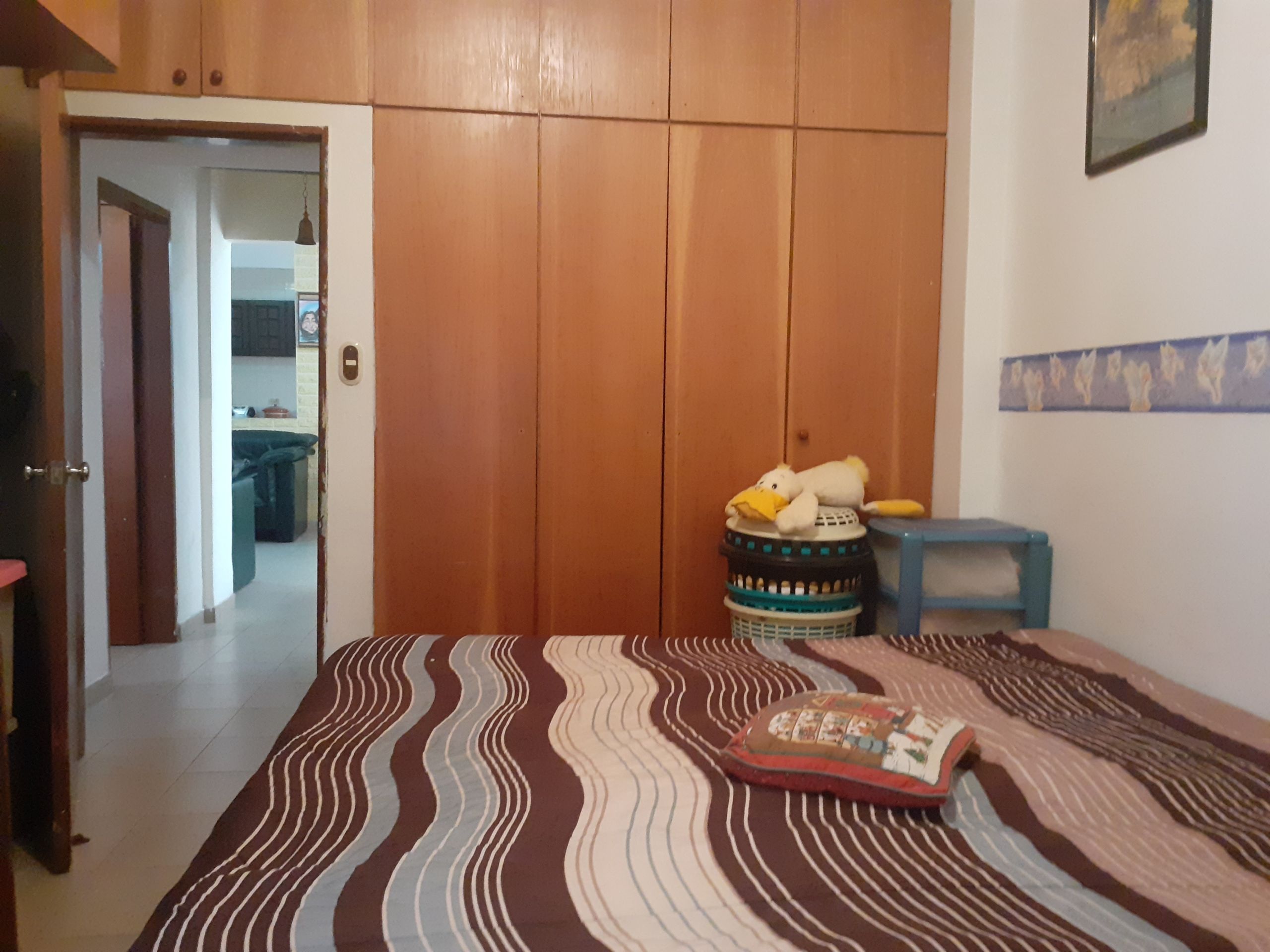 Apartamento de 75 mts. Avenida Victoria, Caracas.