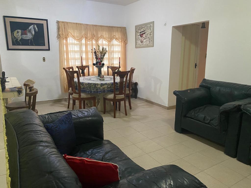 Apartamento de 75 mts. Avenida Victoria, Caracas.