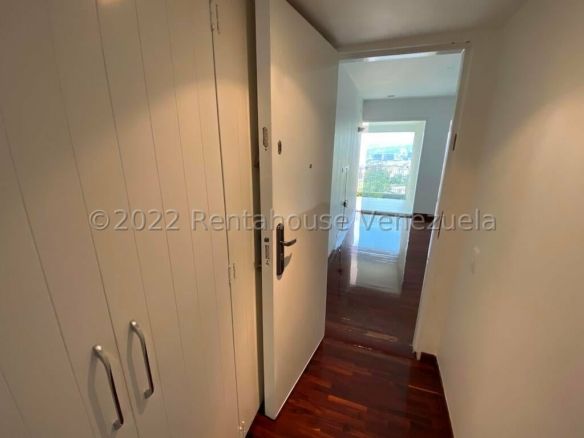 APARTAMENTO EN VENTA – ELENA MARIN NOBREGA