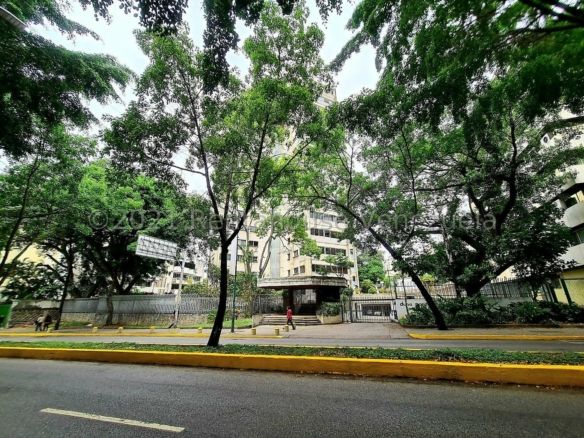 APARTAMENTO EN VENTA – ELENA MARIN NOBREGA