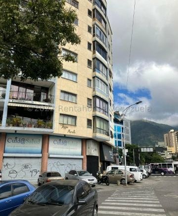 APARTAMENTO EN VENTA – ELENA MARIN NOBREGA