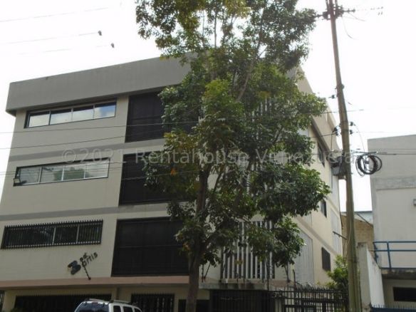 EDIFICIO EN VENTA – YENNIEF ROJAS