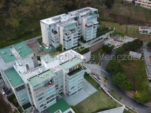 APARTAMENTO EN VENTA – YENNIEF ROJAS