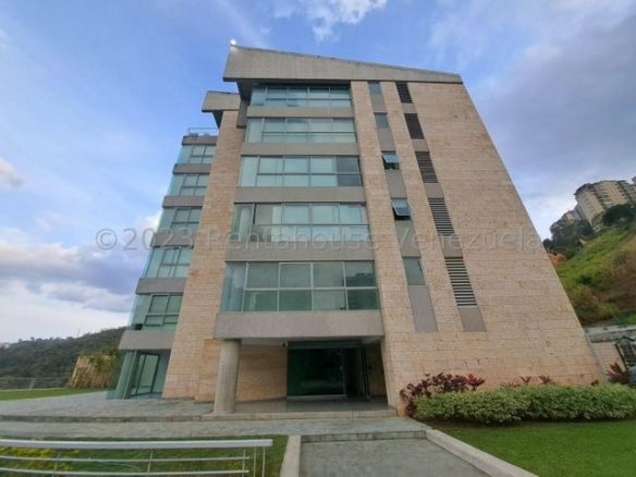 APARTAMENTO EN VENTA – YENNIEF ROJAS