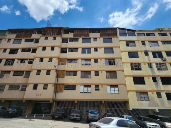 APARTAMENTO EN VENTA – ELENA MARIN NOBREGA