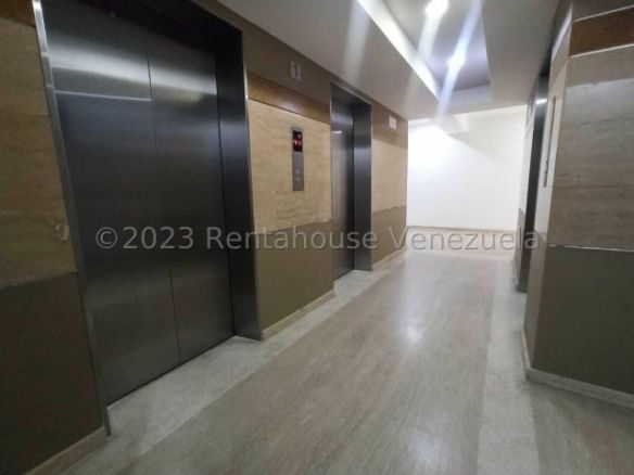 APARTAMENTO EN VENTA – ELENA MARIN NOBREGA