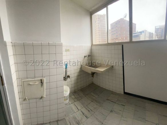 APARTAMENTO EN VENTA – ELENA MARIN NOBREGA