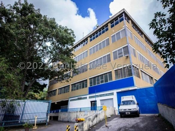 EDIFICIO EN VENTA – YENNIEF ROJAS