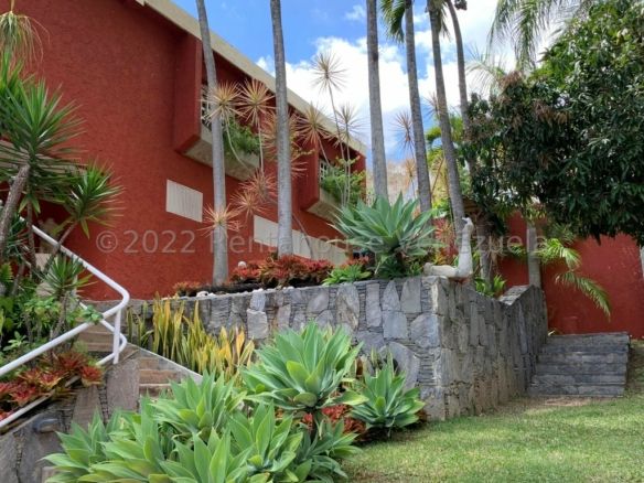 CASA EN VENTA SELENE MARIN – MLS#22-22838