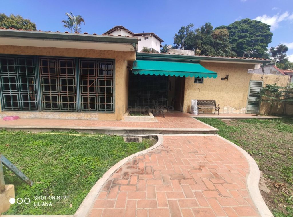 CASA EN VENTA SELENE MARIN – MLS#23-22036