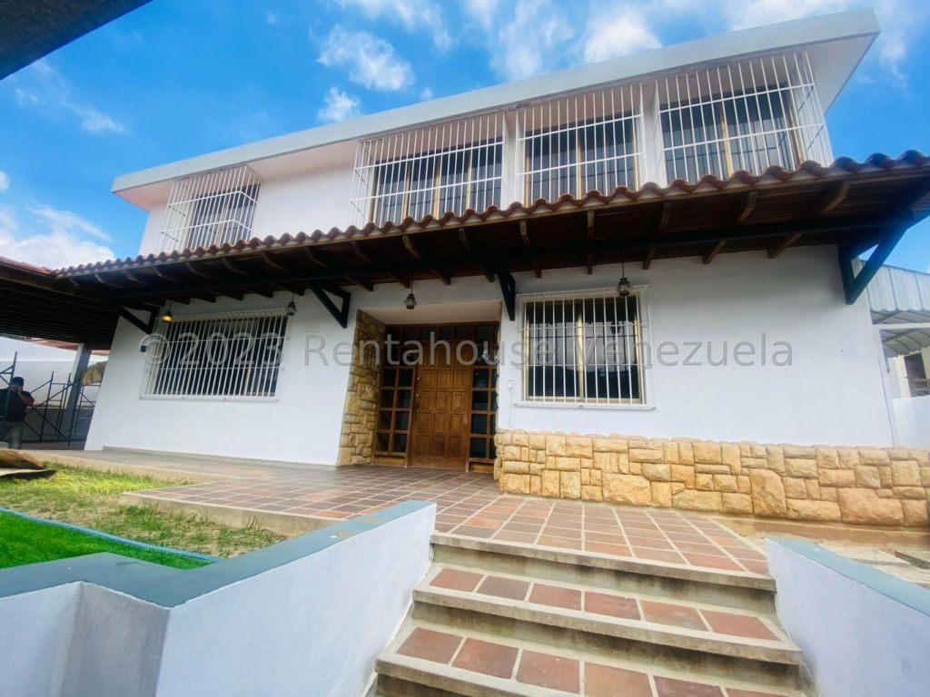 CASA EN VENTA SELENE MARIN – MLS#23-22770