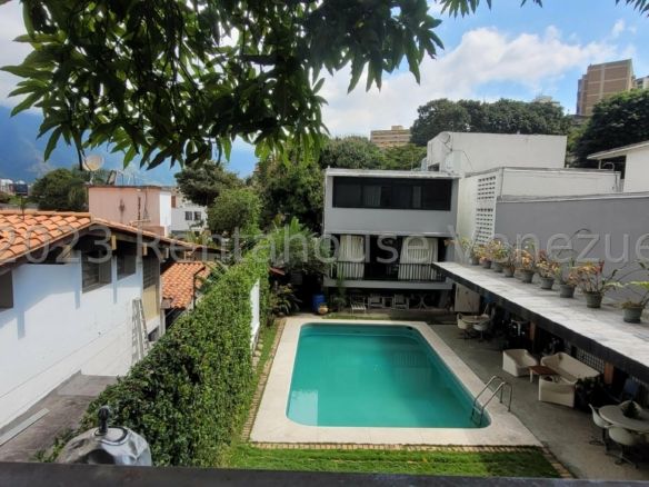 CASA EN VENTA-SELENE MARIN NOBREGA- MLS#23-20233