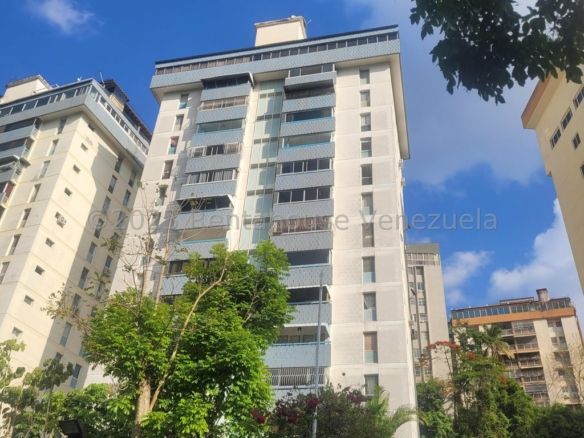 APARTAMENTO EN VENTA – ELENA MARIN NOBREGA