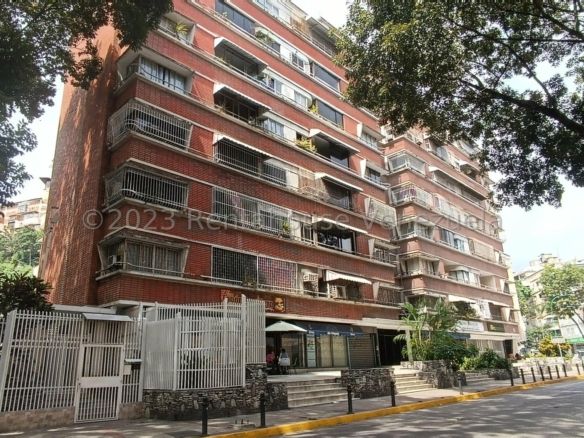 APARTAMENTO EN VENTA – ELENA MARIN NOBREGA