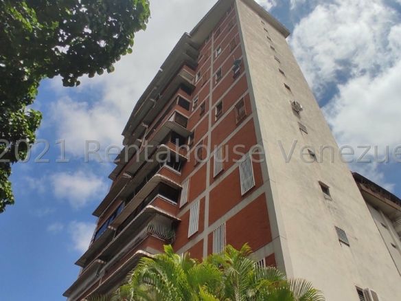 APARTAMENTO EN VENTA – ELENA MARIN NOBREGA