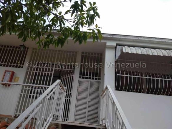APARTAMENTO EN VENTA – ELENA MARIN NOBREGA