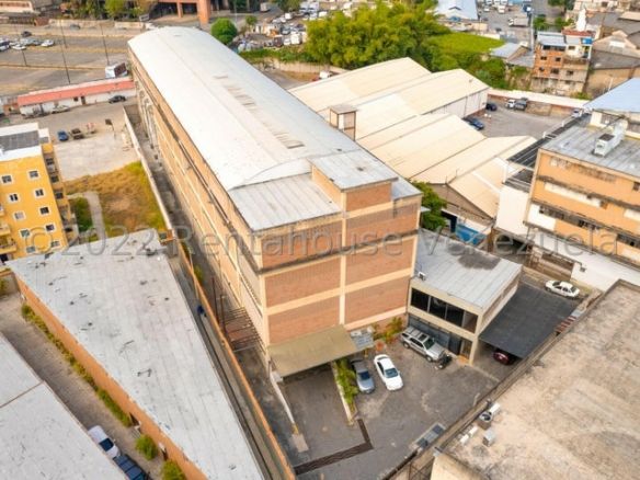 EDIFICIO INDUSTRIAL EN VENTA – ELENA MARIN NOBREGA