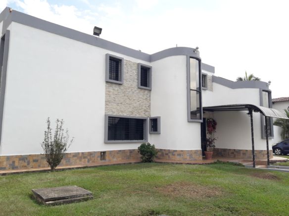 EN VENTA Casa en San Diego, La Cumaca.
