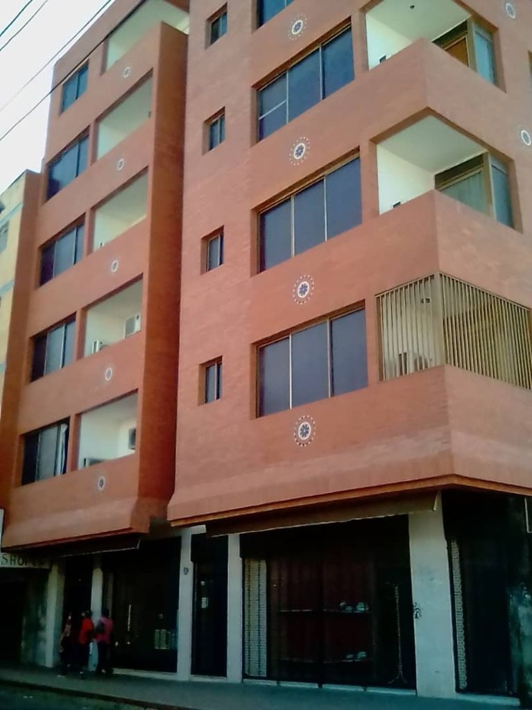 IMPECABLE HOTEL EN PLENO CENTRO DE MARGARITA