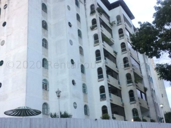 APARTAMENTO EN VENTA SELENE MARIN MLS#23-26614