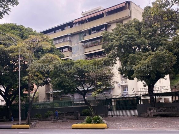 APARTAMENTO EN VENTA SELENE MARIN MLS#23-33656