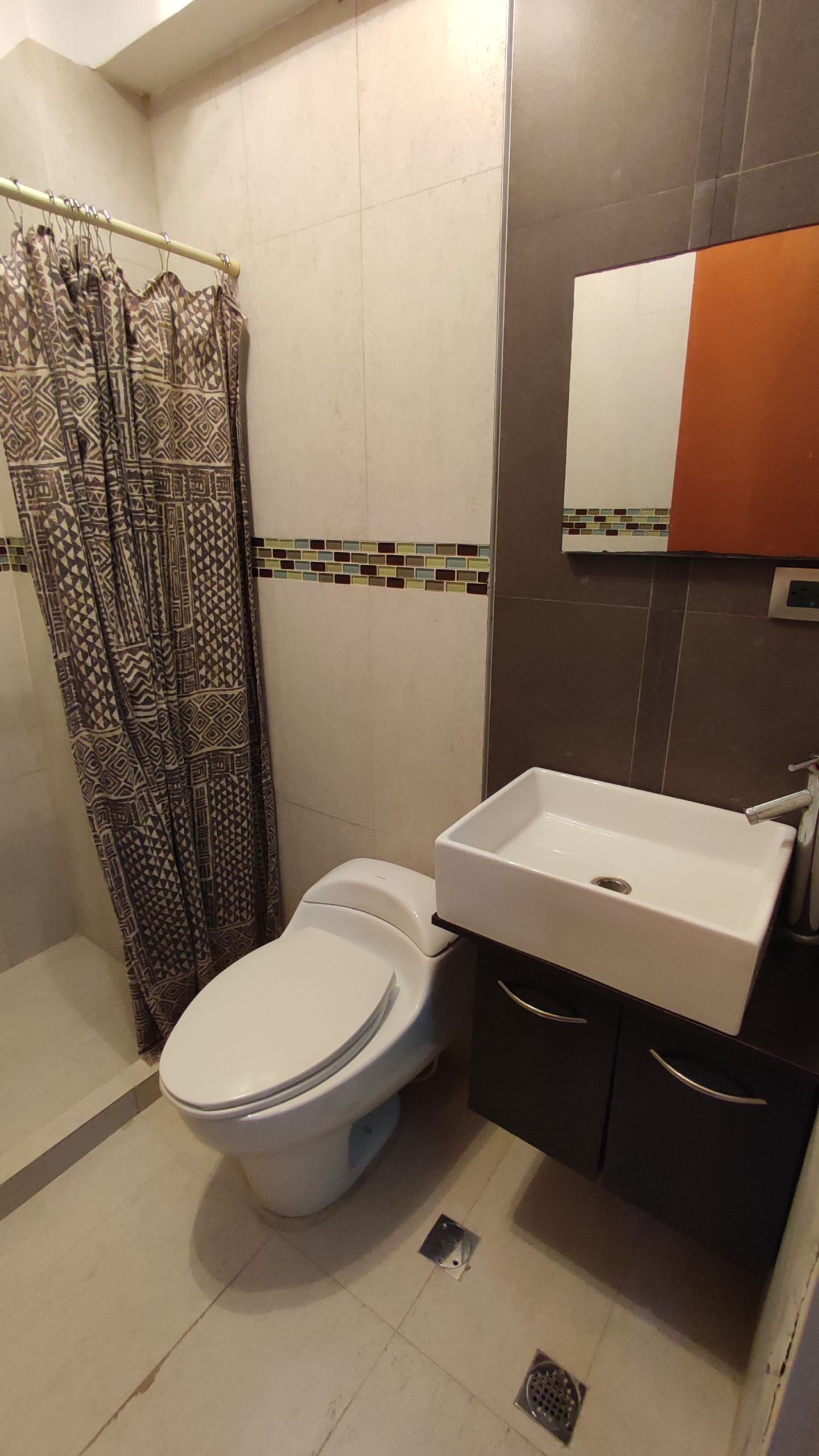 Venta Bello apto Resd La Granja Country Naguanagua