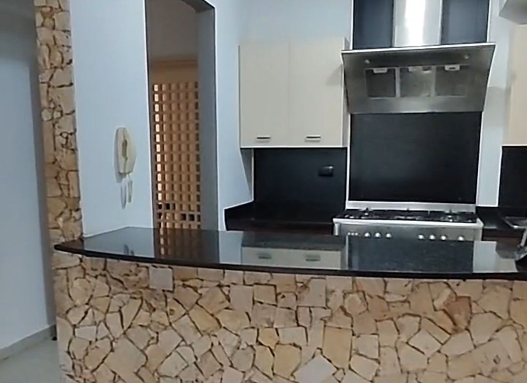 Venta Bello apto Resd La Granja Country Naguanagua
