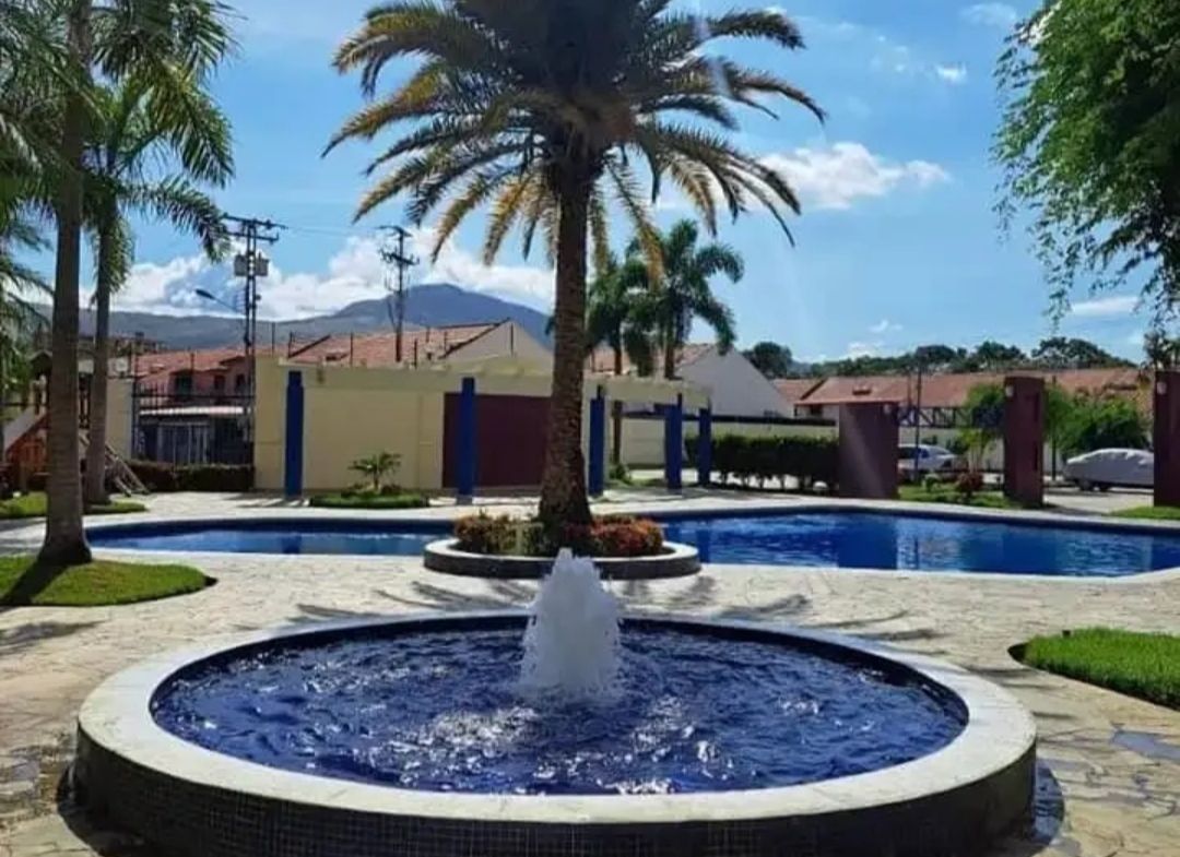 Venta Bello apto Resd La Granja Country Naguanagua