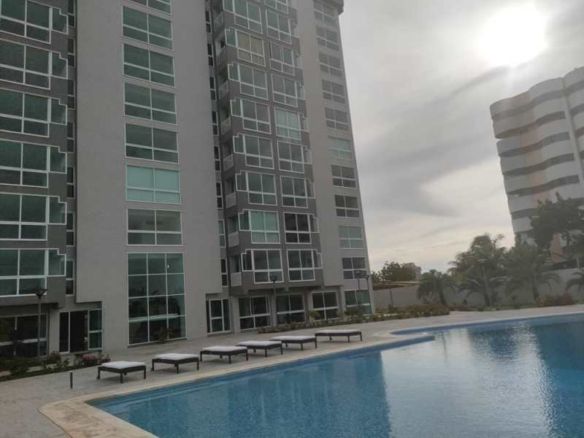 Apartamento de 51 mts en Urb. Dumar