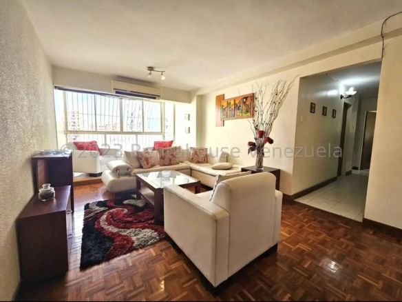Apartamento amueblado en alquiler. Este Barquismto
