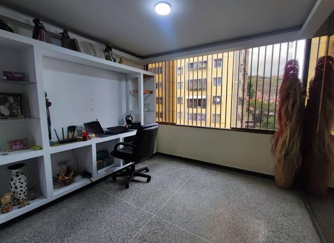 WhatsApp Image 2025-08-11 at 10.02.21 AM (2) Venta oportunidad Apartamento actual El Valle Caracas