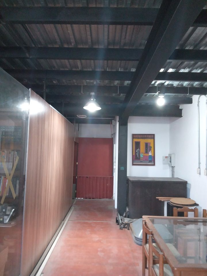 LOCAL COMERCIAL AV FUERZAS ARMADAS